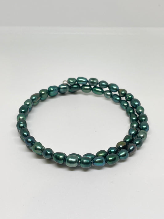 Dyed Green Freshwater Pearl Bracelet