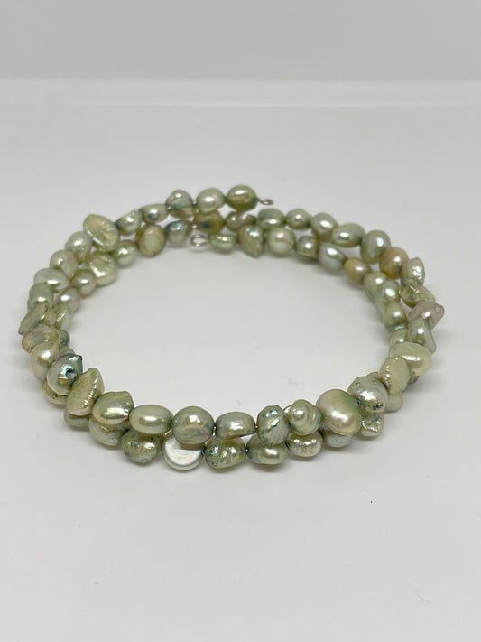 Dyed Freshwater Pearl Bracelet - Light Green
